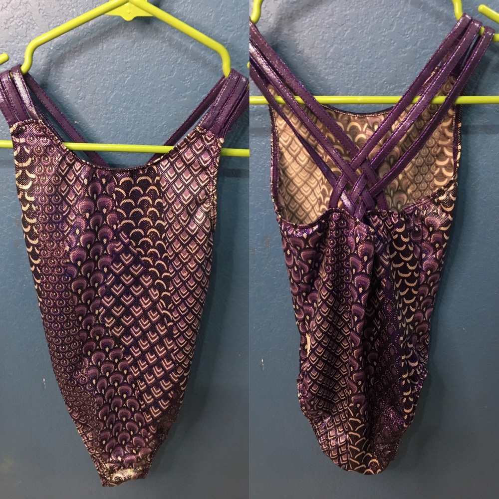 Gymnastics leotard